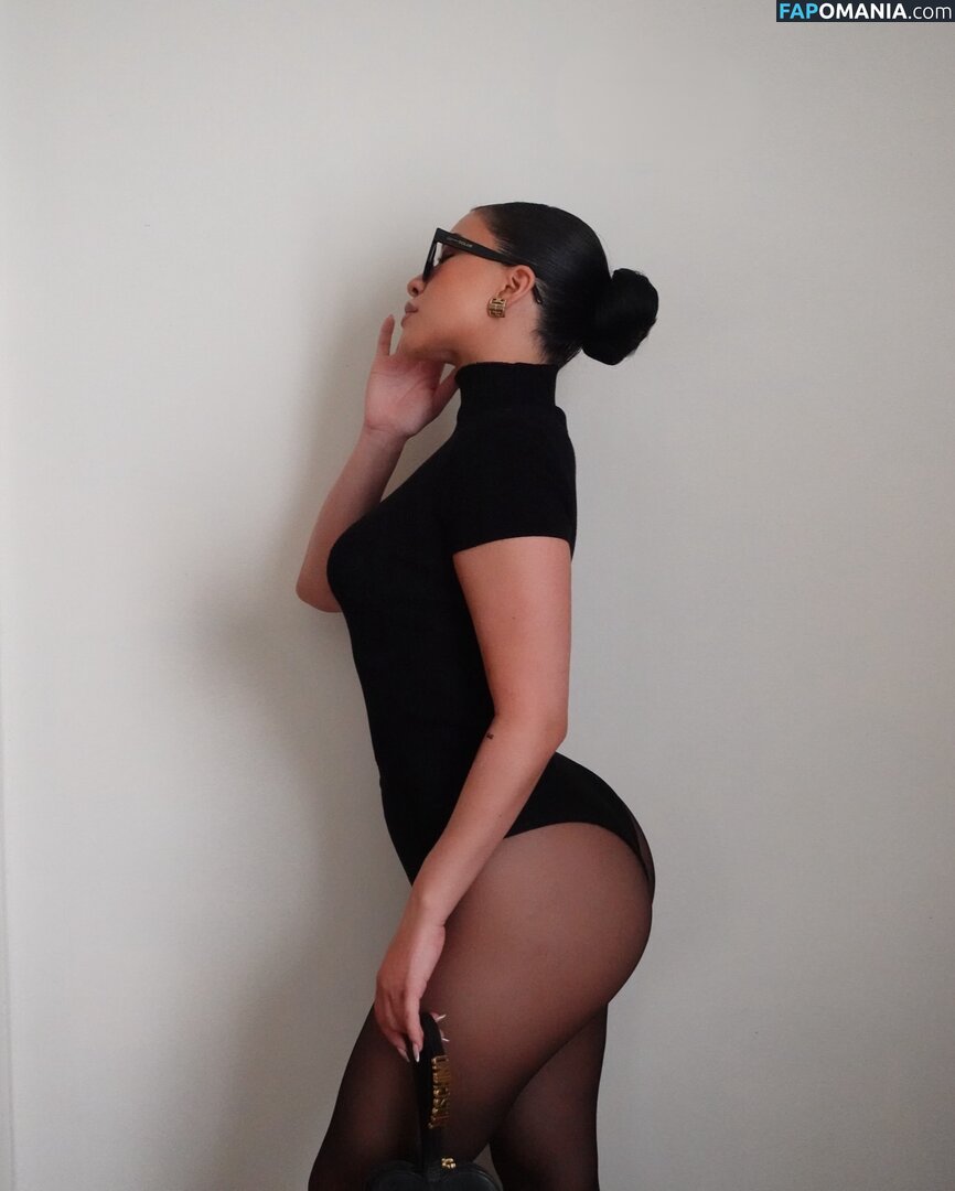 Julia Kelly / missjuliakelly Nu OnlyFans  Photo fuitée #856