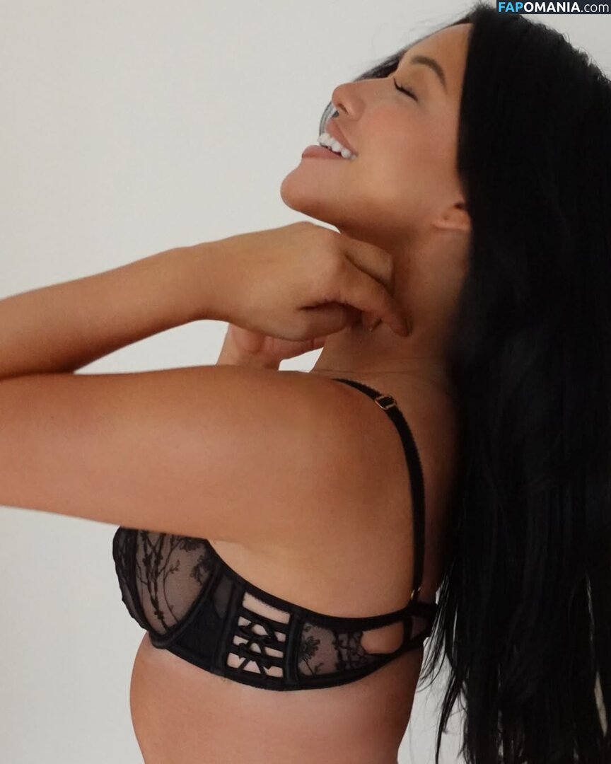 Julia Kelly / missjuliakelly Nu OnlyFans  Photo fuitée #882