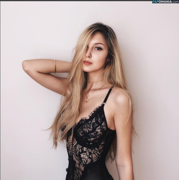 Julia Majch / Moonunyo / Shieru Nu OnlyFans  Photo fuitée #52