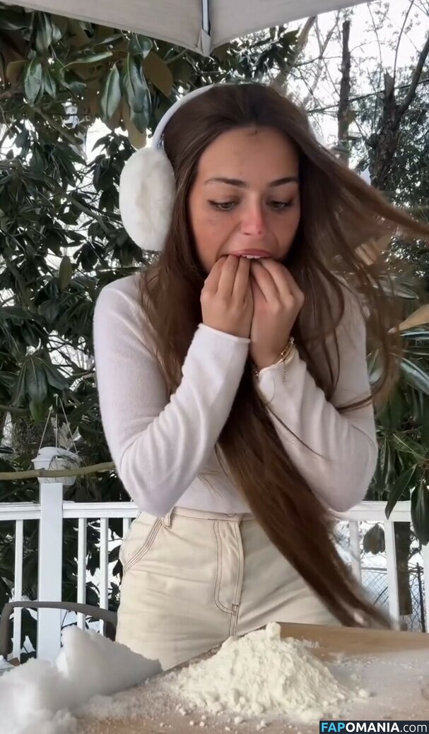Julia Molinari / Jumo / juliahmolinari / ludmiimolinari Nu OnlyFans  Photo fuitée #26