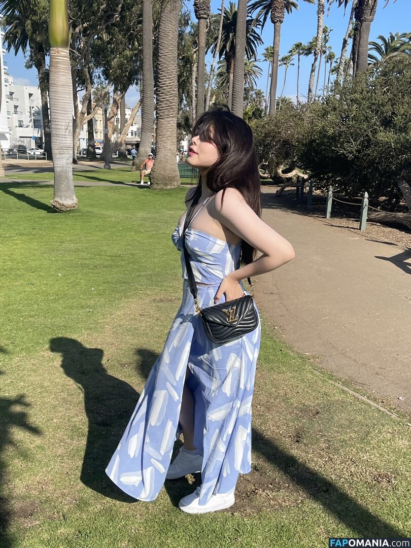 Júlia Nakamura / Mayumi / jumayumin1 Nu OnlyFans  Photo fuitée #9