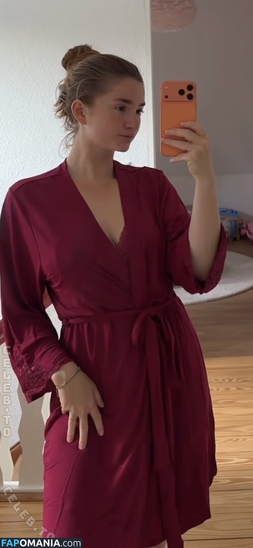Julia Schulze / Julita_fit / julia.thiele_family Nu OnlyFans  Photo fuitée #7