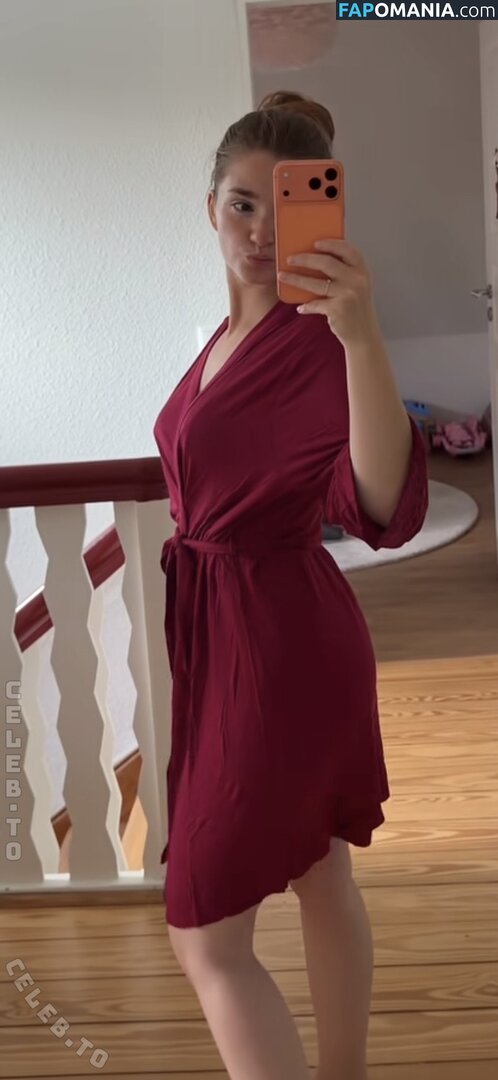 Julia Schulze / Julita_fit / julia.thiele_family Nu OnlyFans  Photo fuitée #9