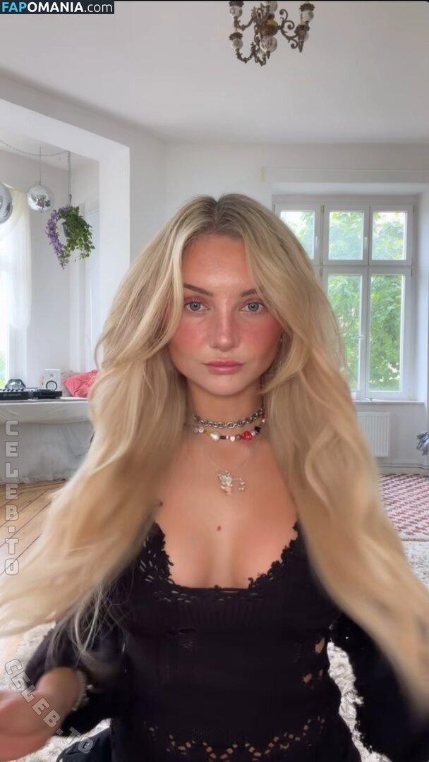 Julia Wulf / juleslw / julesslw Nu OnlyFans  Photo fuitée #26