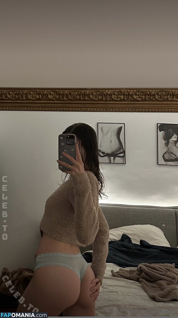 juliagly / juliagly_ Nu OnlyFans  Photo fuitée #4