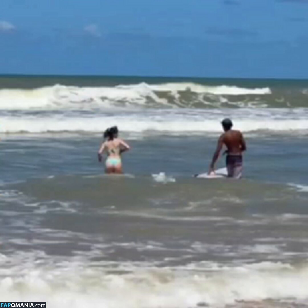 Juliakbarni Nu OnlyFans  Photo fuitée #1