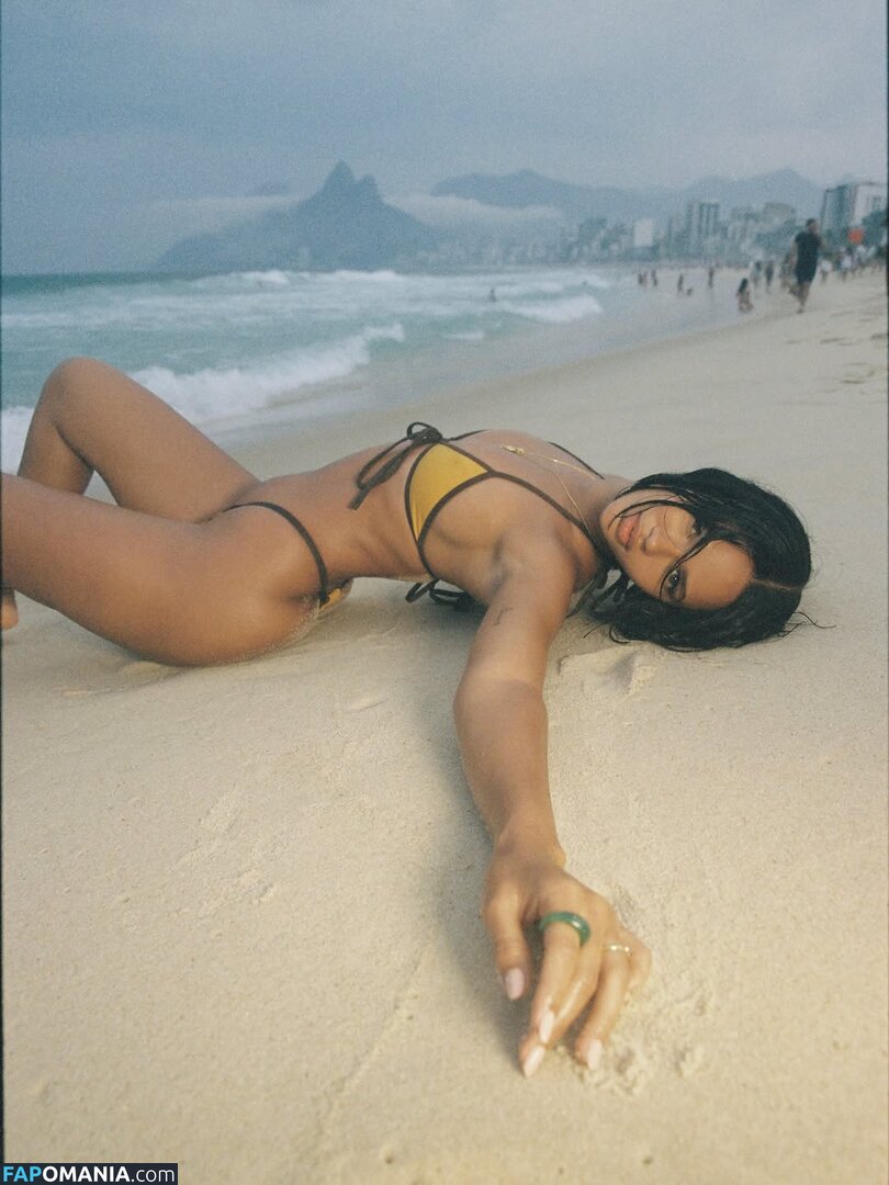 Juliana Nalu / https: / juliananalu / naluando / nalujuliana Nu OnlyFans  Photo fuitée #330