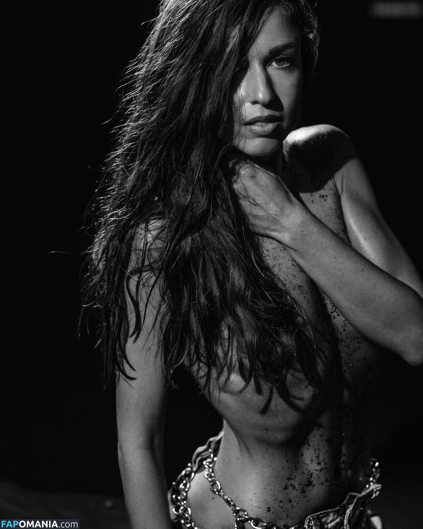 Juliane Seyfarth / Nayeli Rose / nayeli_rose_ Nu OnlyFans  Photo fuitée #95