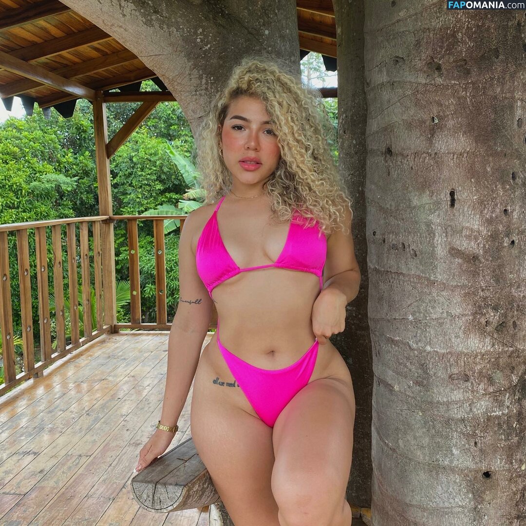 Julie Martinez / julia4444 / julimartinez_111 Nu OnlyFans  Photo fuitée #2