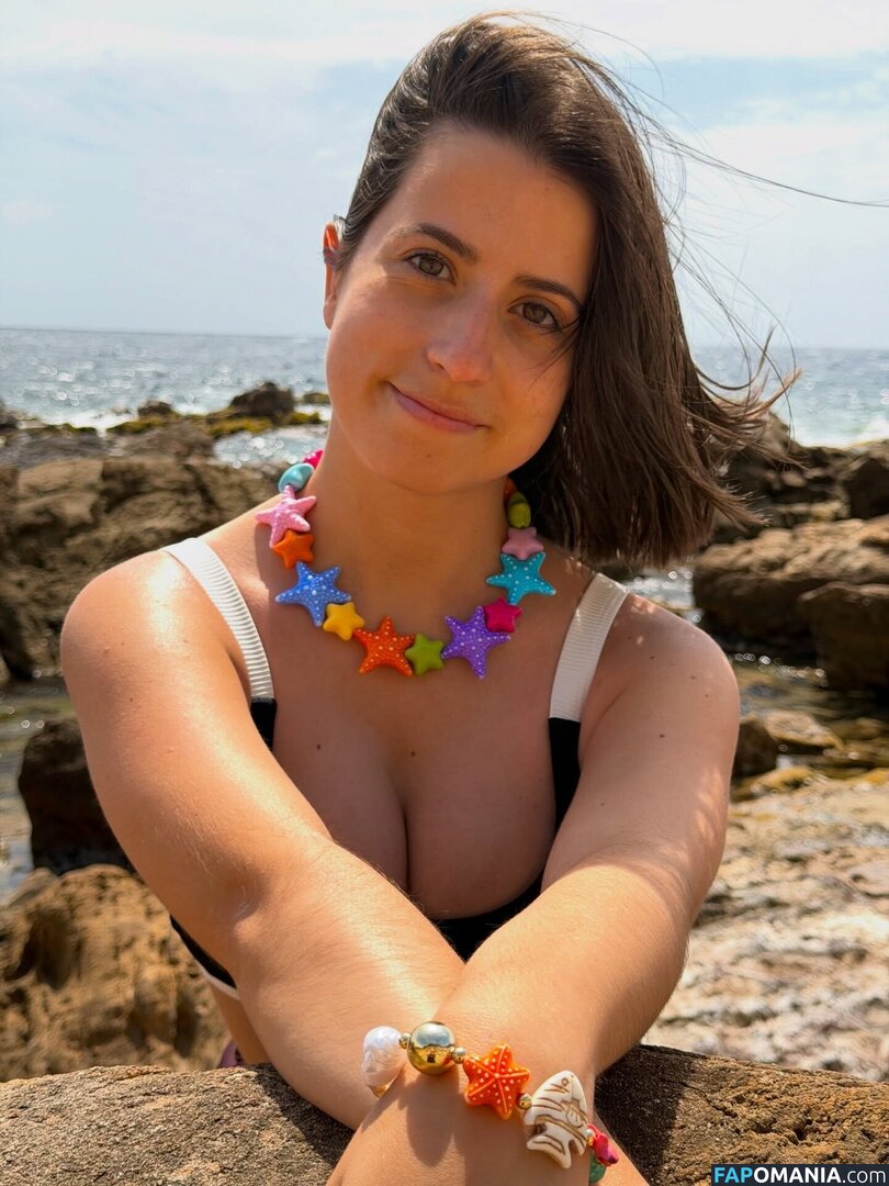 Julieczr83 Nu OnlyFans  Photo fuitée #1