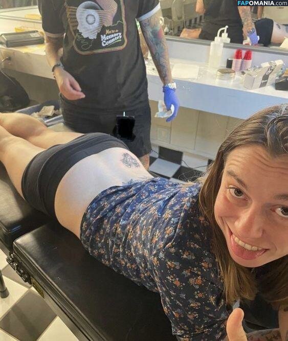 Julien Baker / julienrbaker Nu OnlyFans  Photo fuitée #7