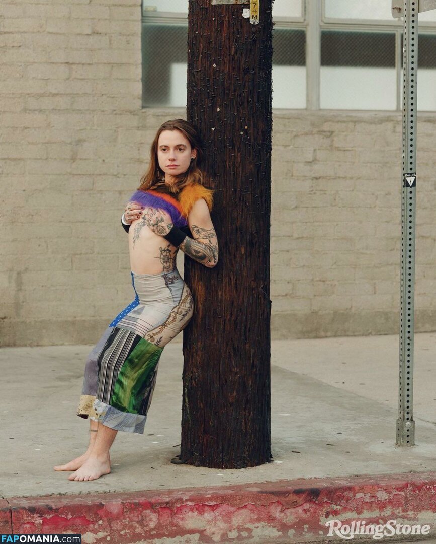 Julien Baker / julienrbaker Nu OnlyFans  Photo fuitée #8