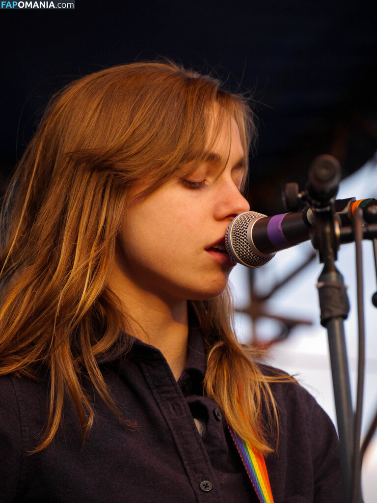 Julien Baker / julienrbaker Nu OnlyFans  Photo fuitée #13