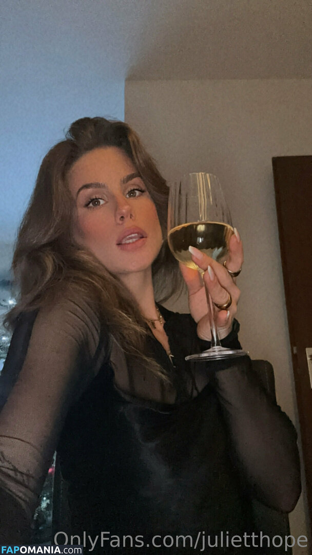 juliette.hope / julietthope Nu OnlyFans  Photo fuitée #15