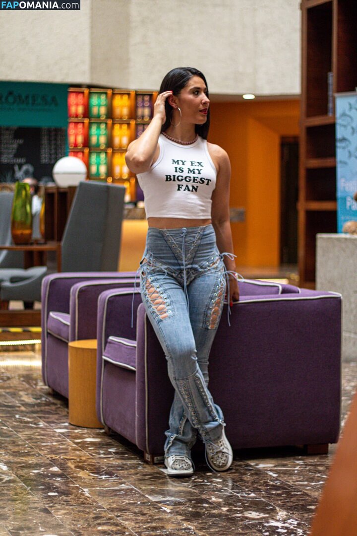 Julissa Mexa / Yulisa Leon / https: / julissamexa Nu OnlyFans  Photo fuitée #5
