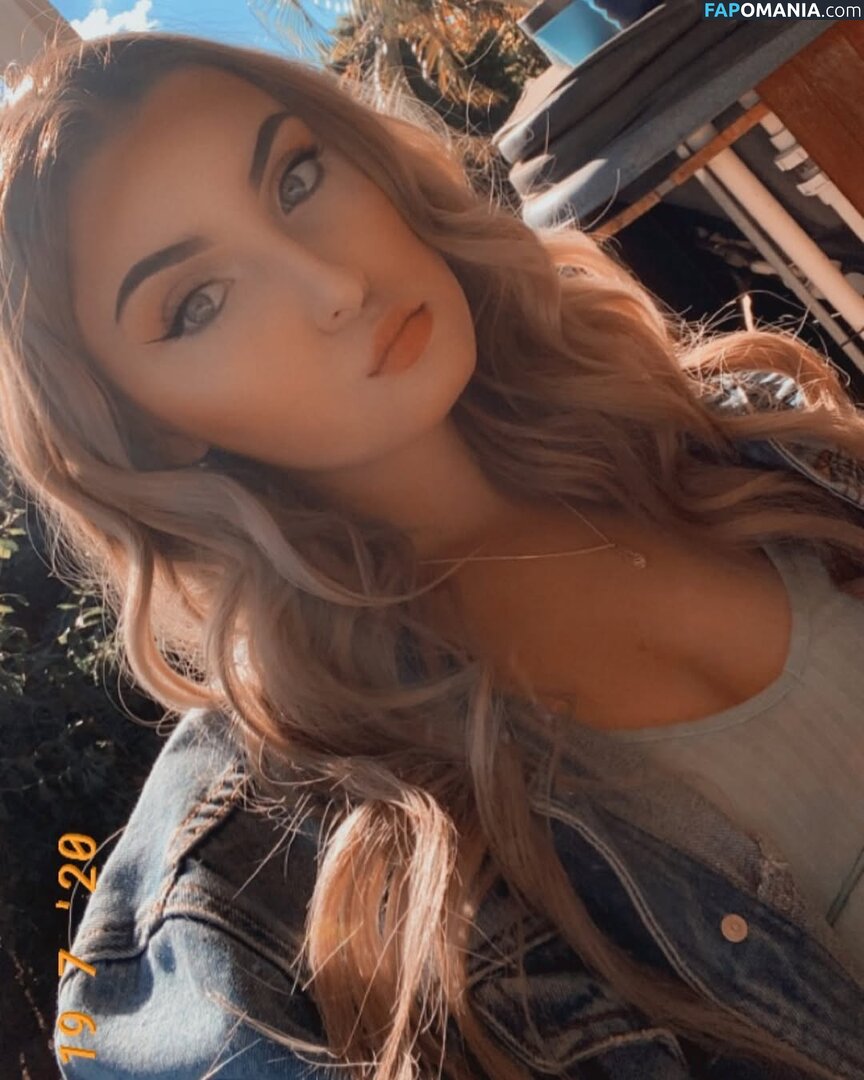 __julsssx / julsxxx Nu OnlyFans  Photo fuitée #3