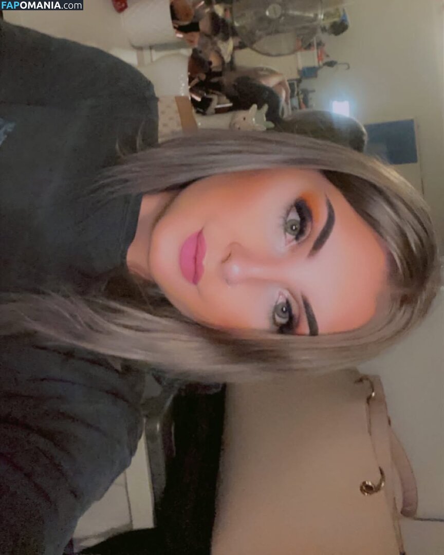 __julsssx / julsxxx Nu OnlyFans  Photo fuitée #17