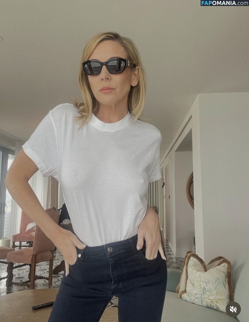 June Diane Raphael / junediane Nu OnlyFans  Photo fuitée #1