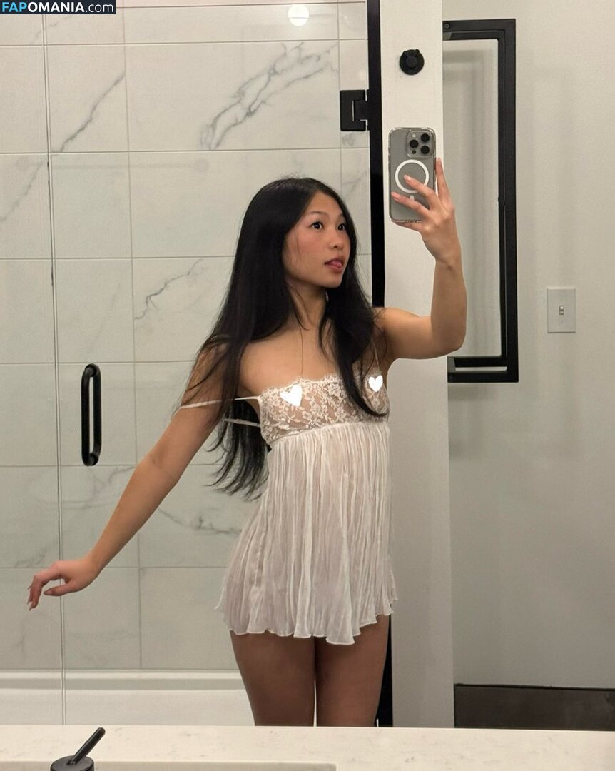 Justaminali Nu OnlyFans  Photo fuitée #4