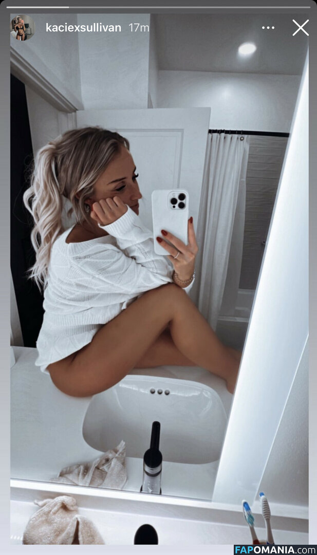 Kacieeee080 / kacie sullivan / kacieee_sullivan_ / kce100 Nu OnlyFans  Photo fuitée #1