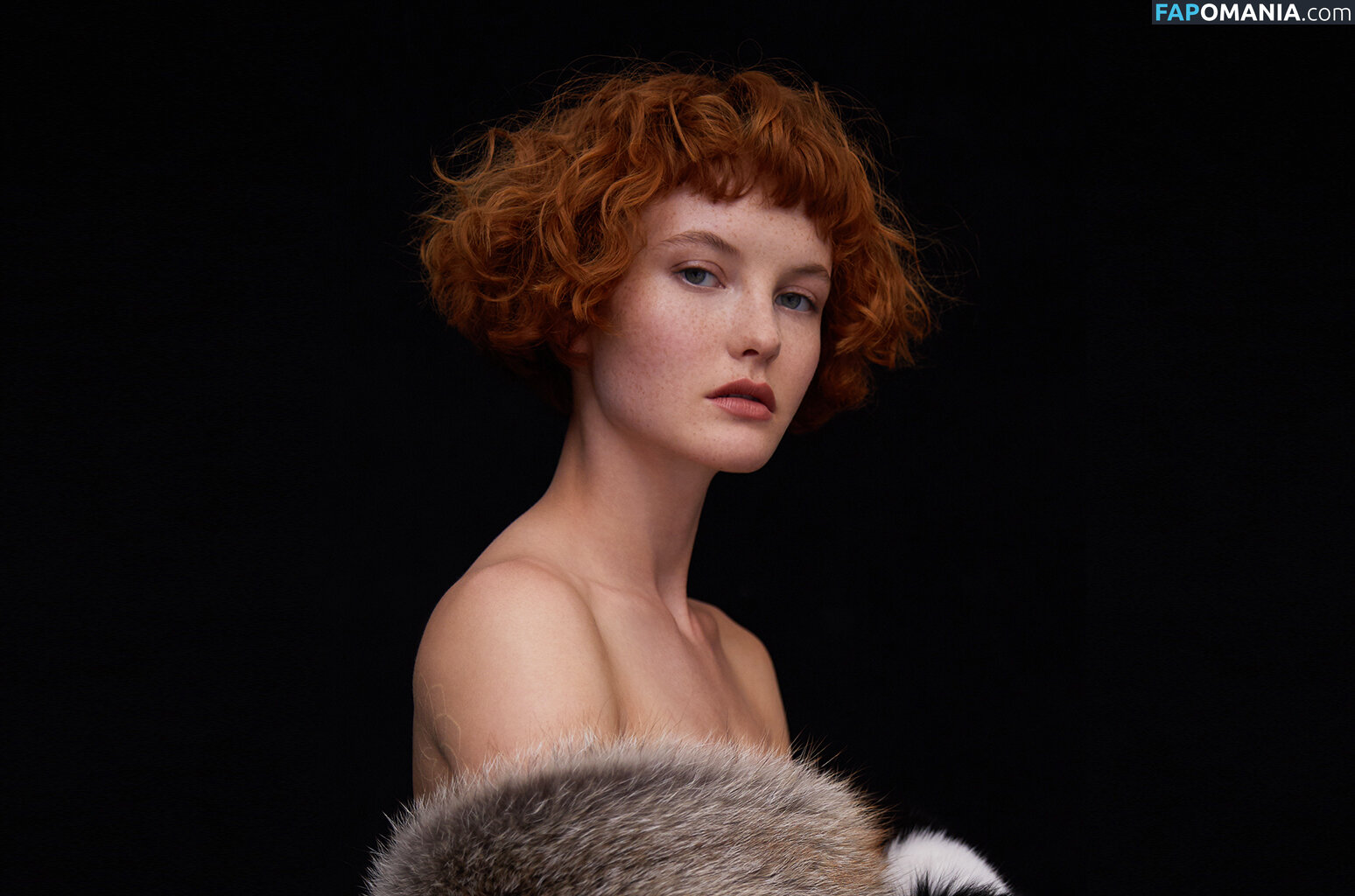 Kacy Hill Nu OnlyFans  Photo fuitée #17