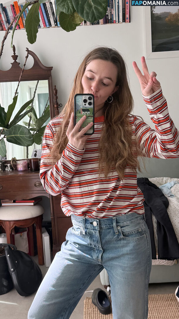 Kaitlyn Dever / KaitlynDever Nu OnlyFans  Photo fuitée #208