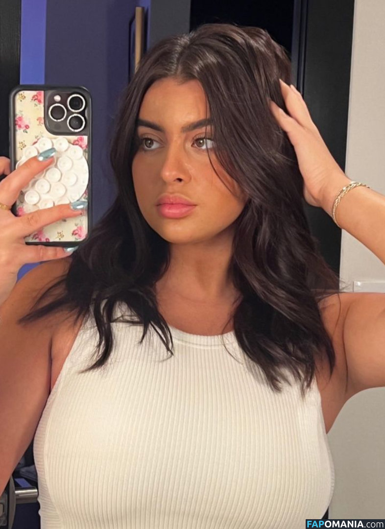 Kalani Hilliker / kalanihilliker Nu OnlyFans  Photo fuitée #70