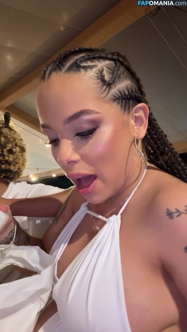 Kamyla Maria / kamysmarya Nu OnlyFans  Photo fuitée #7