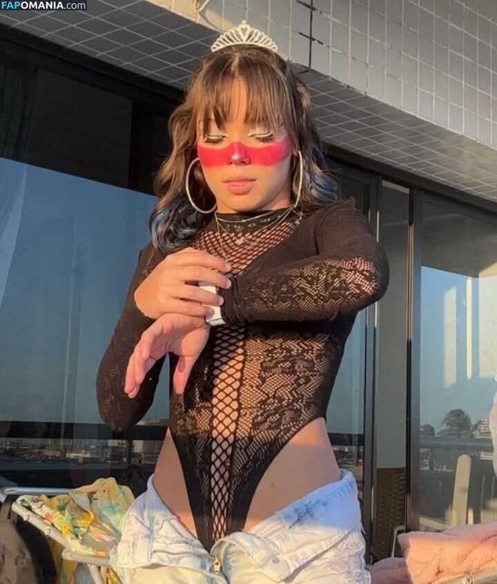 Kamylinha Santos / eaekamylinha Nu OnlyFans  Photo fuitée #1
