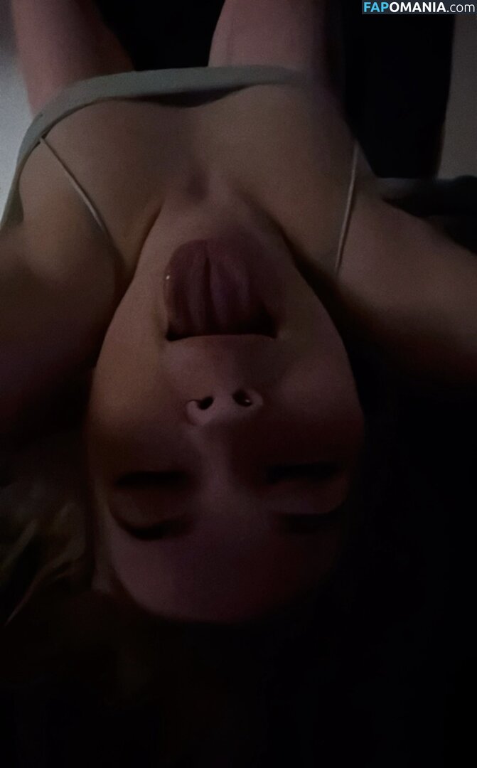 Karen Nicole / kxrennicole Nu OnlyFans  Photo fuitée #7