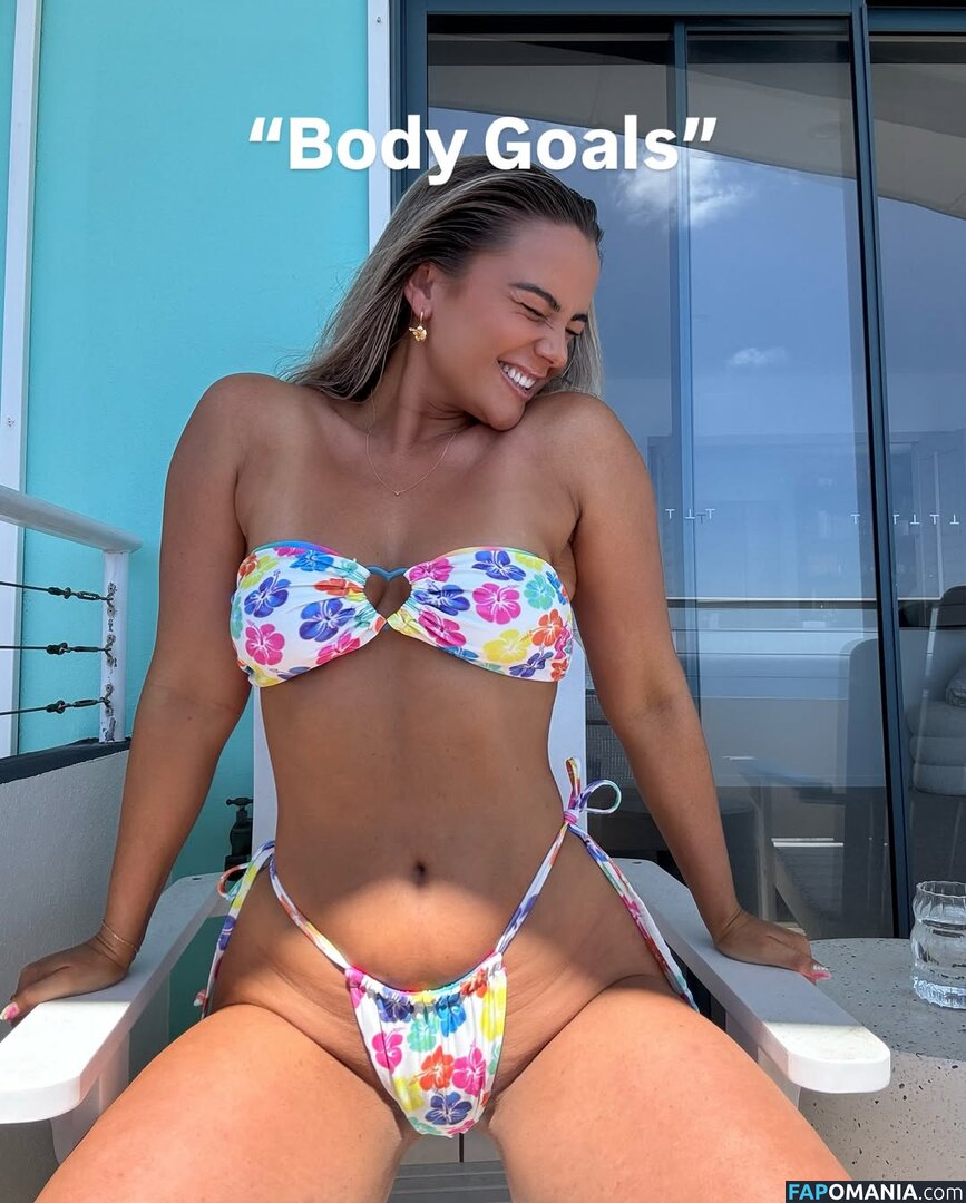 Karina Irby / karinairby Nu OnlyFans  Photo fuitée #417