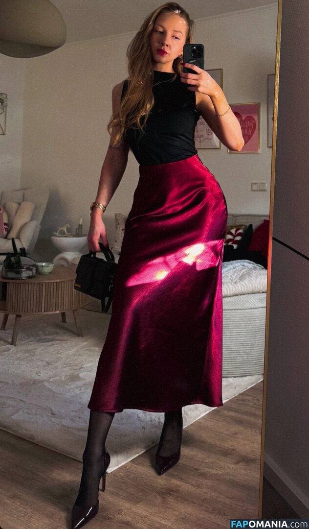 Katha Aomodels / aopremium / kathaaa_ecker Nu OnlyFans  Photo fuitée #2