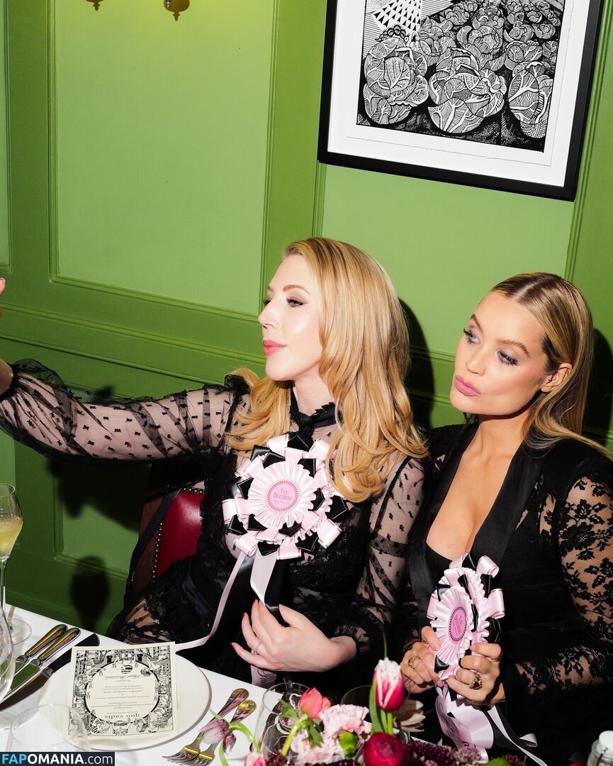 Katherine Ryan / kateryan / kathbum Nu OnlyFans  Photo fuitée #7