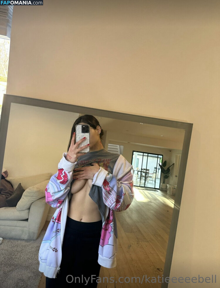 Katie Bell / katiebellofficial / katieeeeebell Nu OnlyFans  Photo fuitée #26