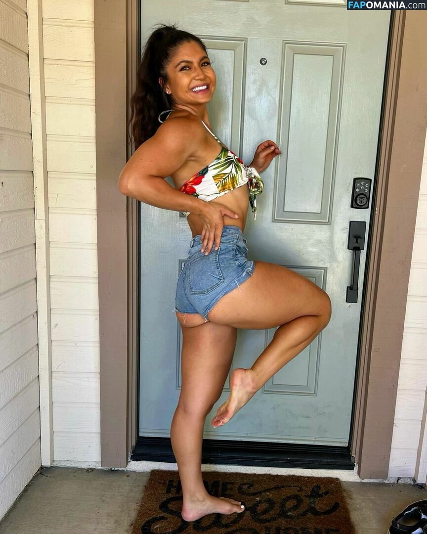 Katie Jones / Kayteejones_ / cutebustykatie / kjgoddess Nu OnlyFans  Photo fuitée #7