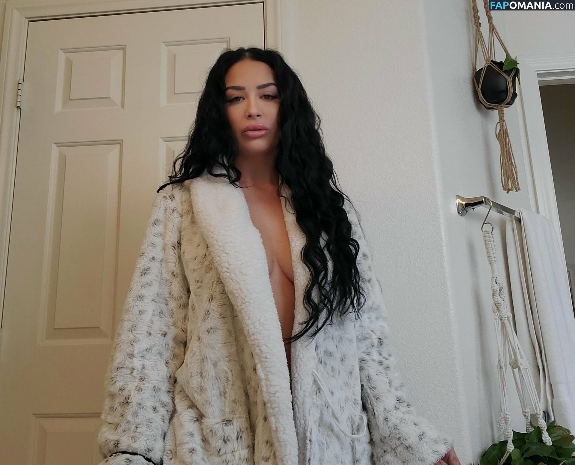 Katrina Jade / katrinajade / kj_fetishmodel / officialkatrina__jade__ Nu OnlyFans  Photo fuitée #35
