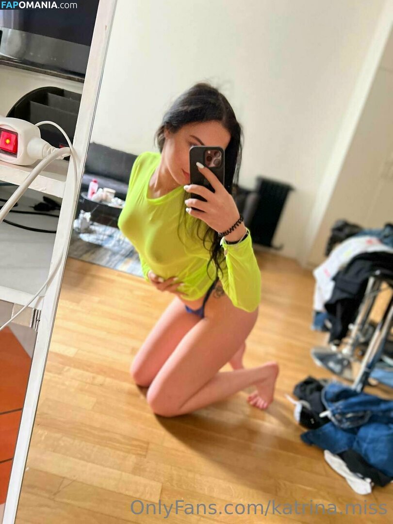 katrina.miss / zahariewa69 Nu OnlyFans  Photo fuitée #10