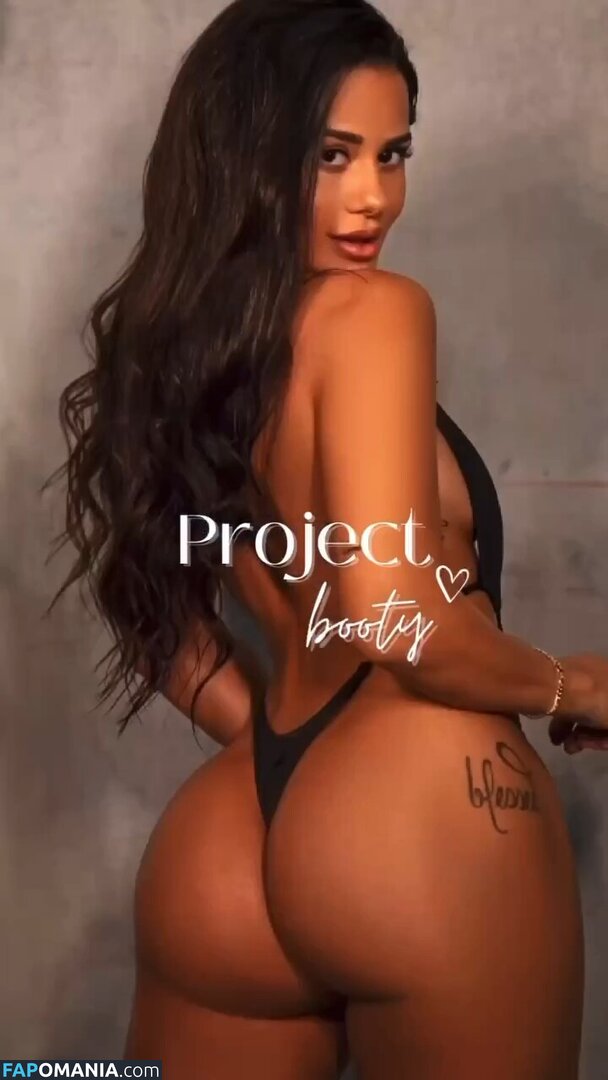 Katya Elise Henry / katyaelisehenry / katyaelisehenrysworld Nu OnlyFans  Photo fuitée #1070