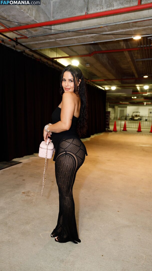 Katya Elise Henry / katyaelisehenry / katyaelisehenrysworld Nu OnlyFans  Photo fuitée #1086