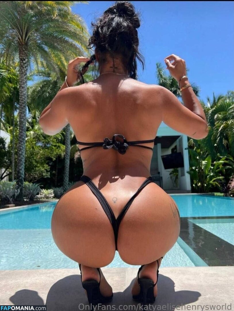 Katya Elise Henry / katyaelisehenry / katyaelisehenrysworld Nu OnlyFans  Photo fuitée #1221