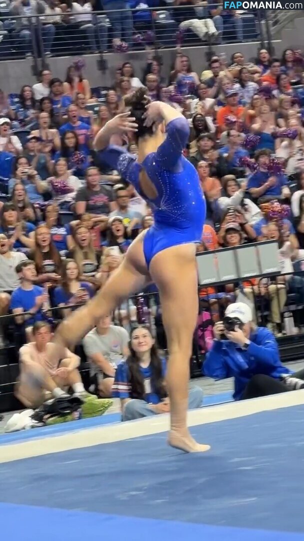 Kayla DiCello / kayladicello Nu OnlyFans  Photo fuitée #2