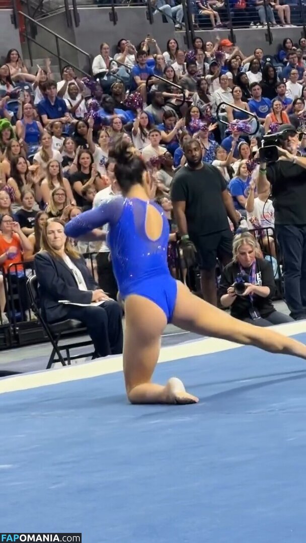 Kayla DiCello / kayladicello Nu OnlyFans  Photo fuitée #3