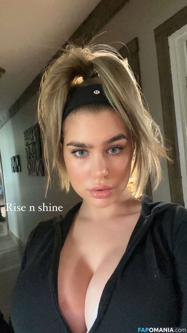 Kayla Mcgrayne / KaylaMcGraynee / https: / kaylamcgrayne Nu OnlyFans  Photo fuitée #8