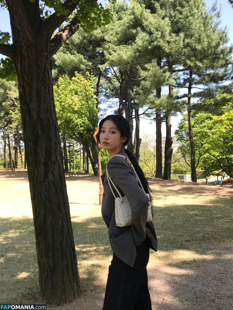 Kazuha Nakamura 中村 一葉 / LESSERAFIM / zuhazana Nu OnlyFans  Photo fuitée #4