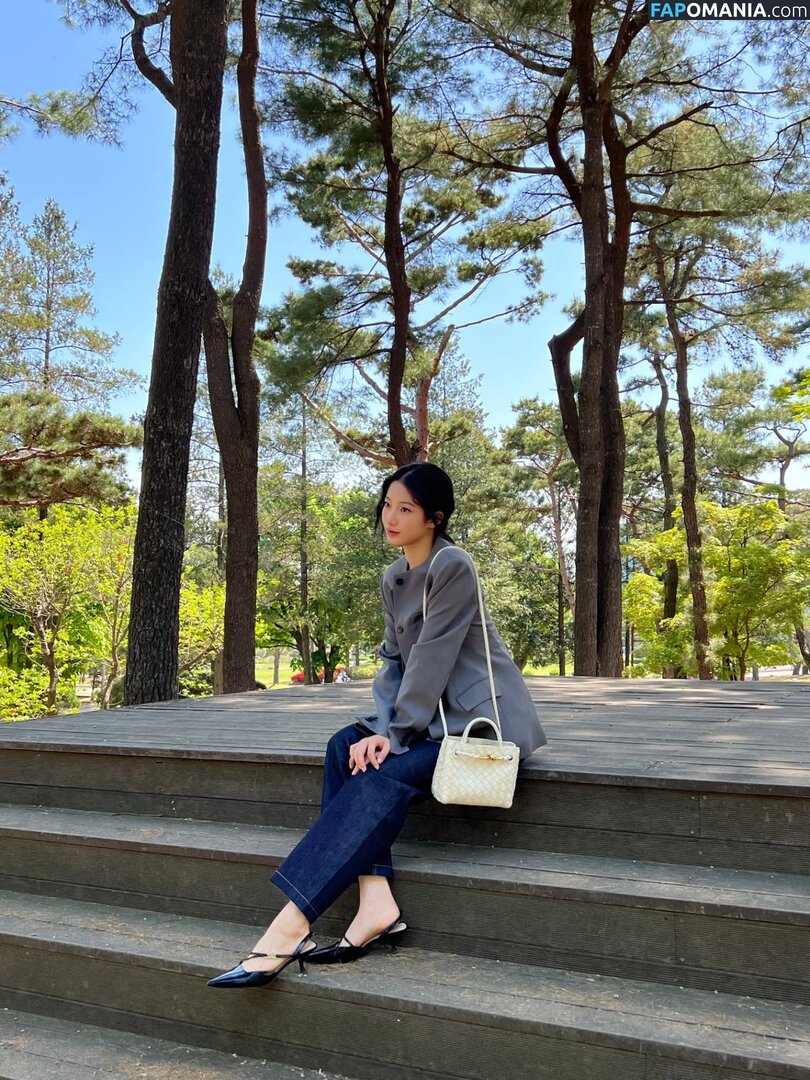 Kazuha Nakamura 中村 一葉 / LESSERAFIM / zuhazana Nu OnlyFans  Photo fuitée #8