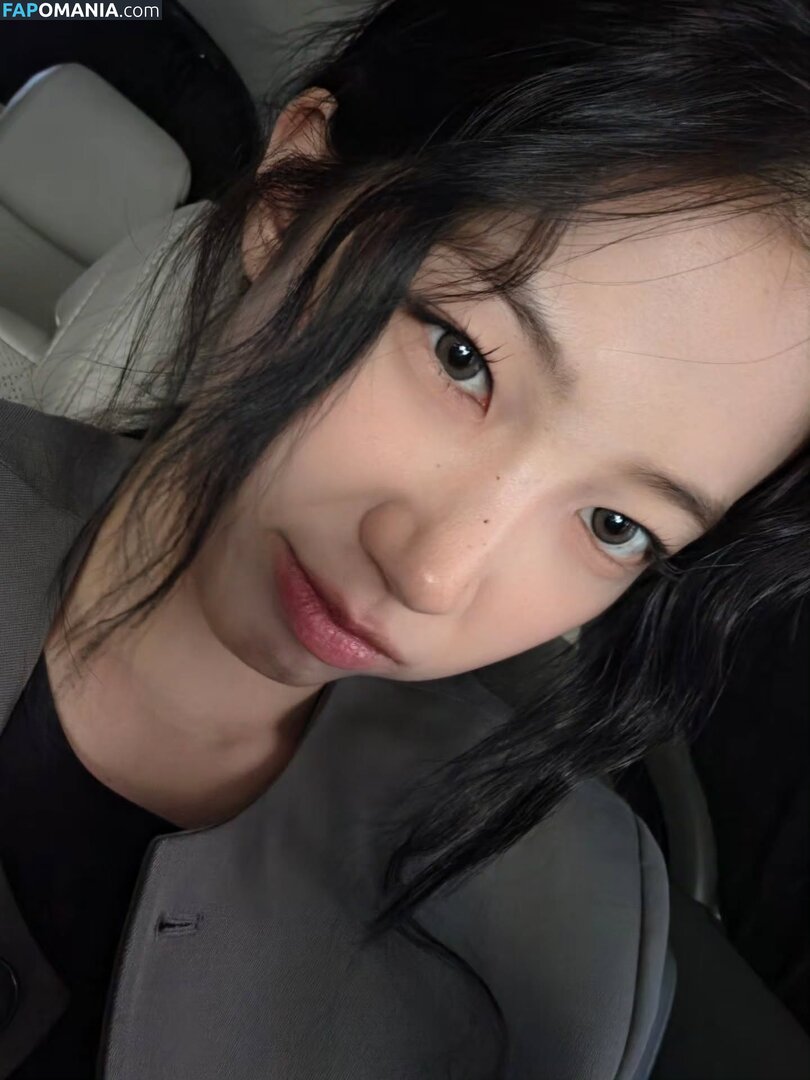 Kazuha Nakamura 中村 一葉 / LESSERAFIM / zuhazana Nu OnlyFans  Photo fuitée #9