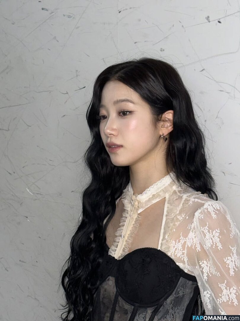 Kazuha Nakamura 中村 一葉 / LESSERAFIM / zuhazana Nu OnlyFans  Photo fuitée #26