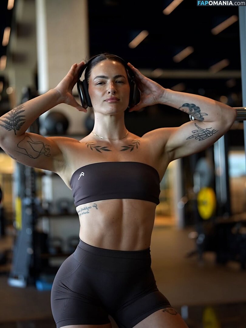 Kelly Matthews / kellylmatthews Nu OnlyFans  Photo fuitée #6