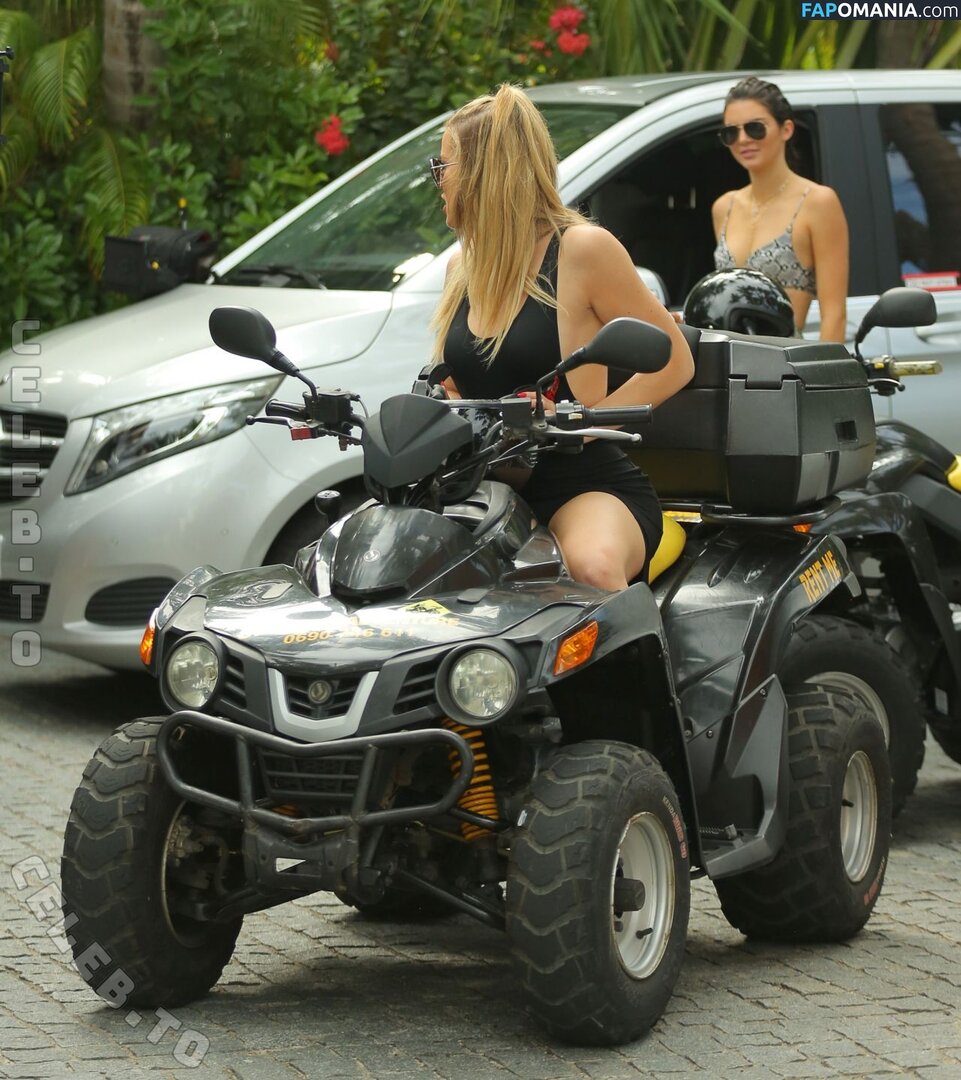 Kendall Jenner / https: / kendalljenner Nu OnlyFans  Photo fuitée #82