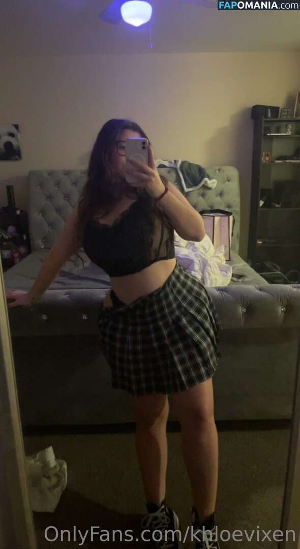 khloevixen Nu OnlyFans  Photo fuitée #3